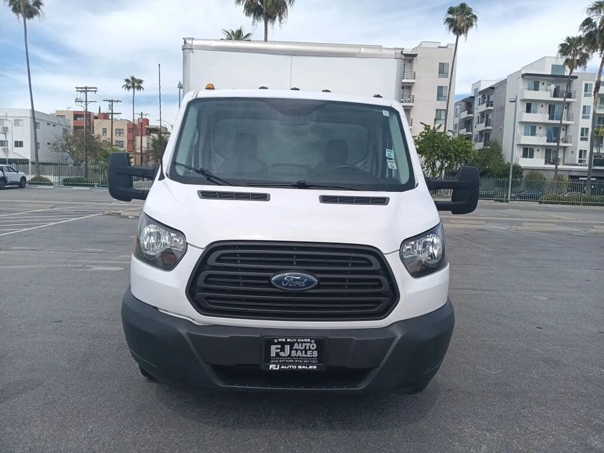 2018 FORD Transit 350 HD 9950 GVWR 156 DRW RWD - Photo 2