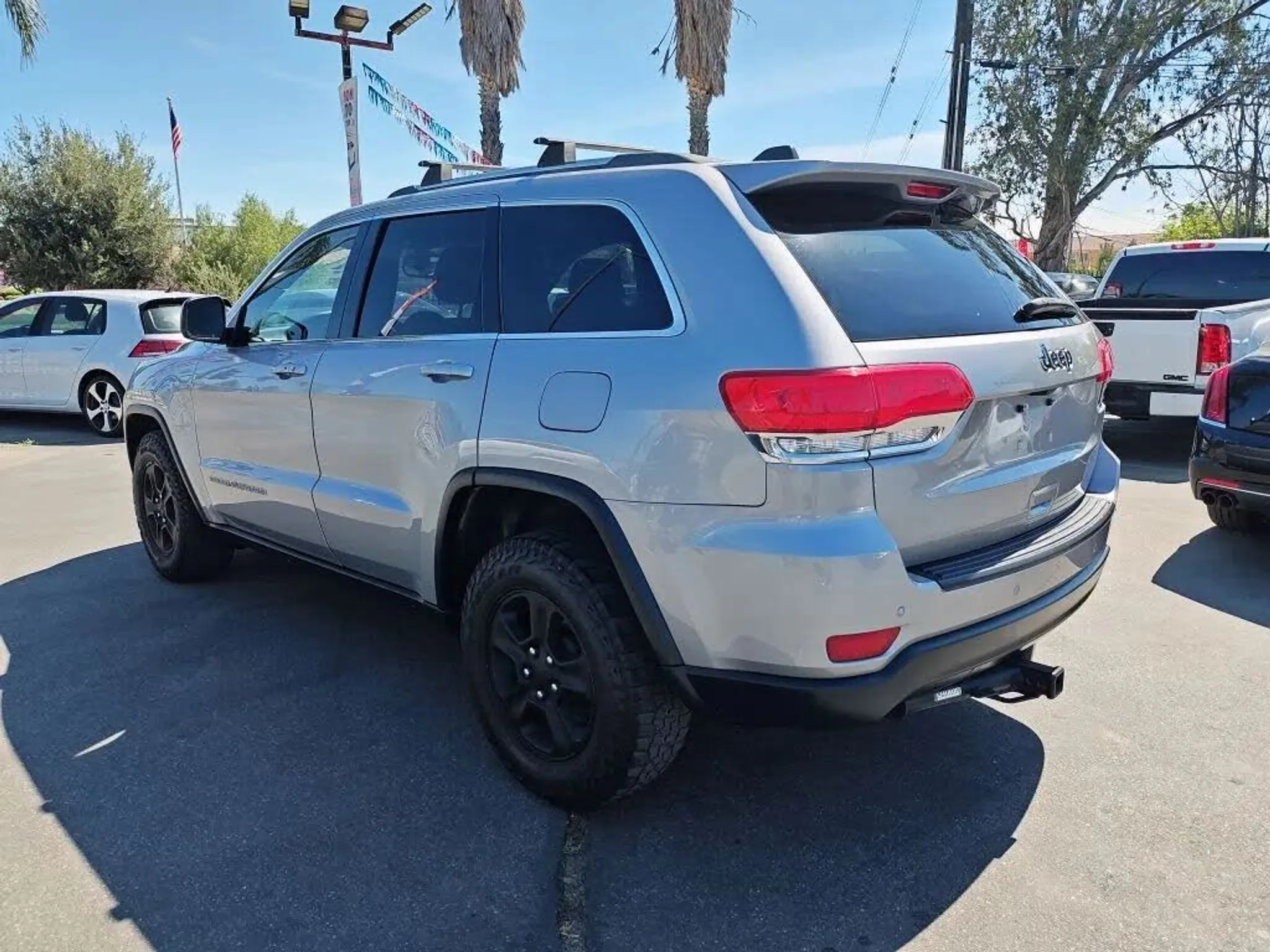 2017 JEEP Grand Cherokee Laredo - Photo 3