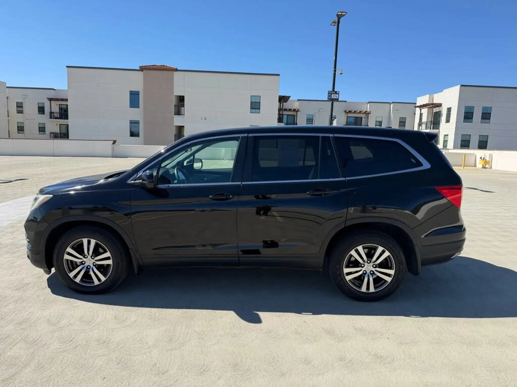 2016 HONDA Pilot EX - Photo 2