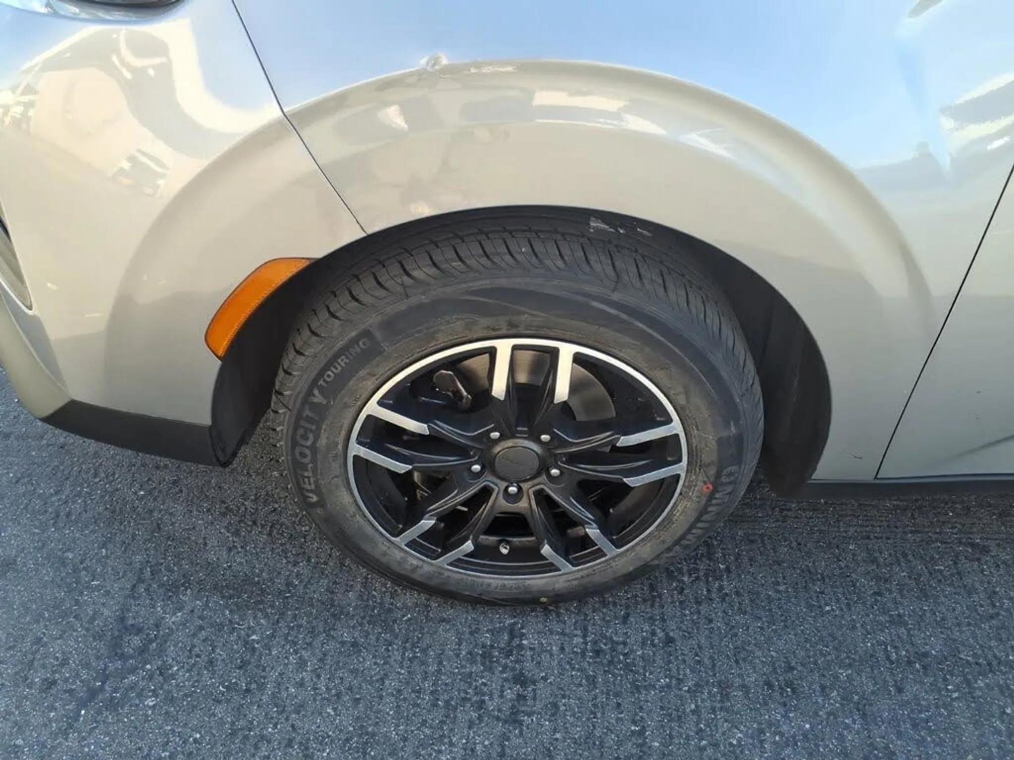 2022 KIA Soul LX, S, X Line - Photo 3