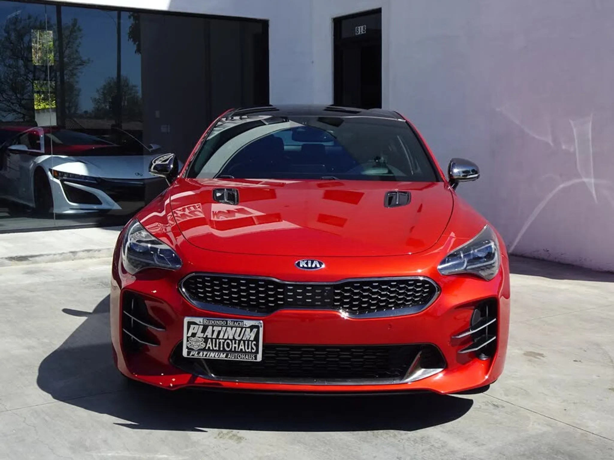 2020 KIA Stinger GT2 - Photo 2
