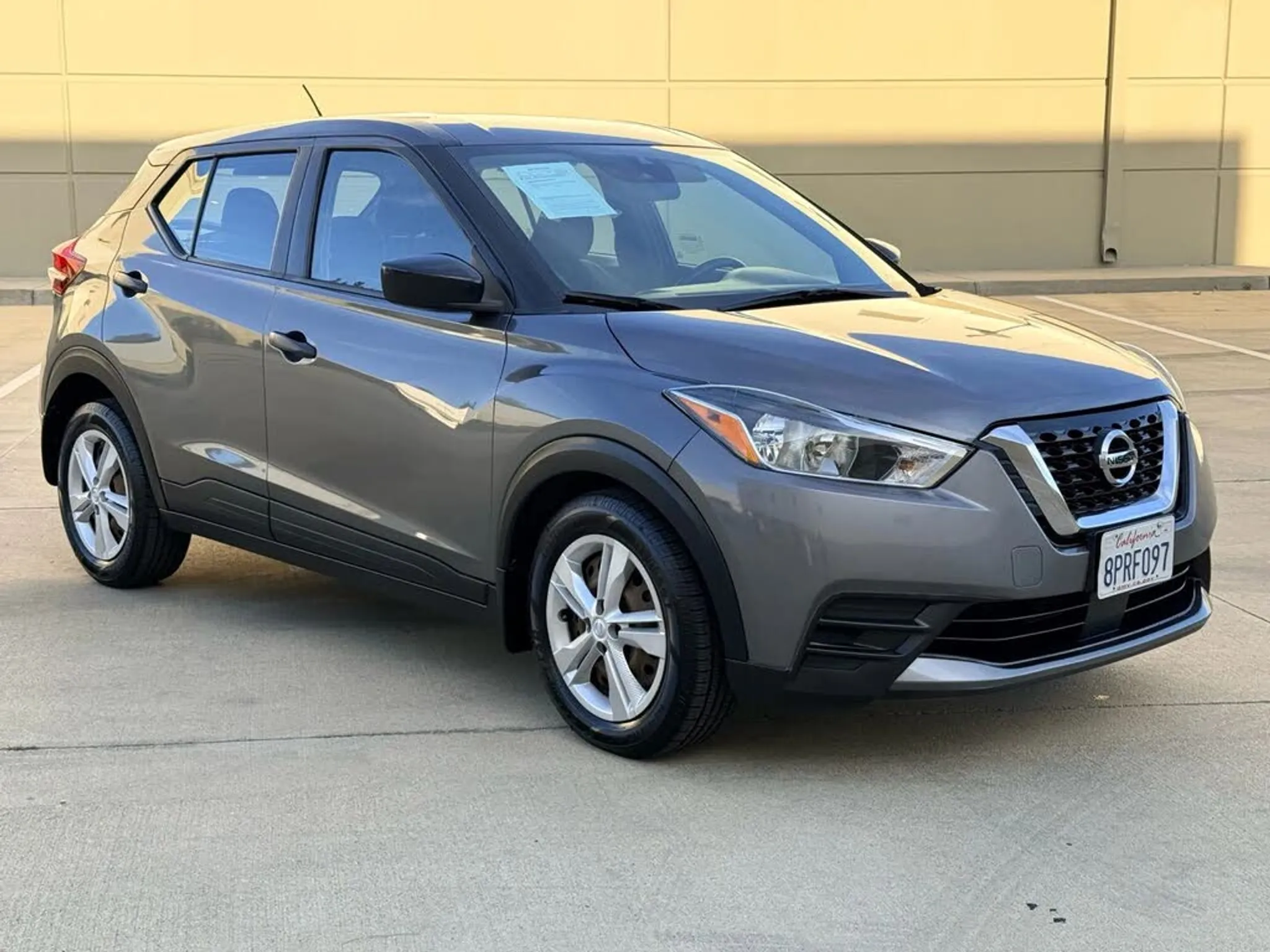 2020 NISSAN Kicks S FWD - Photo 3