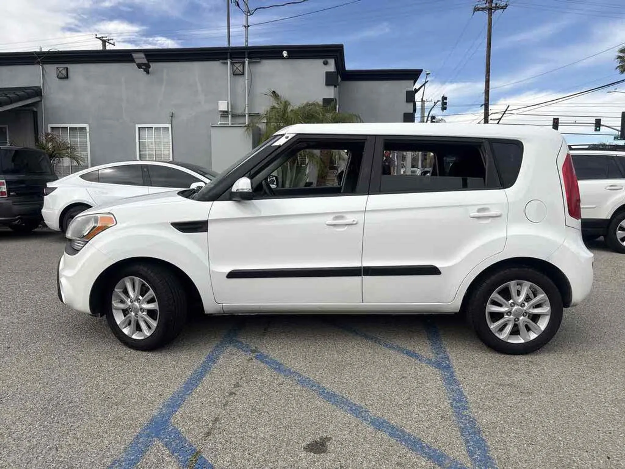 2012 KIA Soul GL - Photo 2