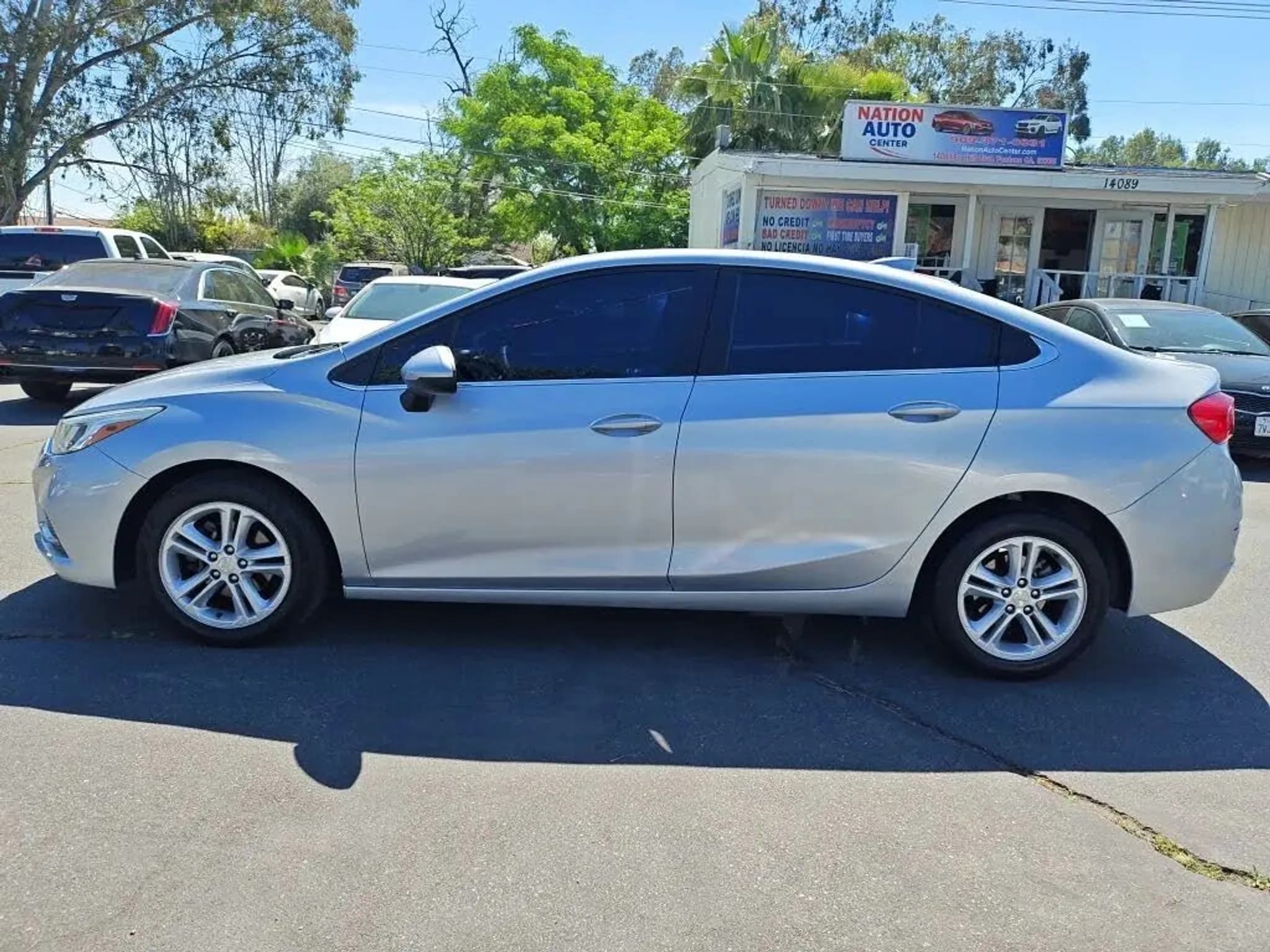 2018 CHEVROLET Cruze LT - Photo 2