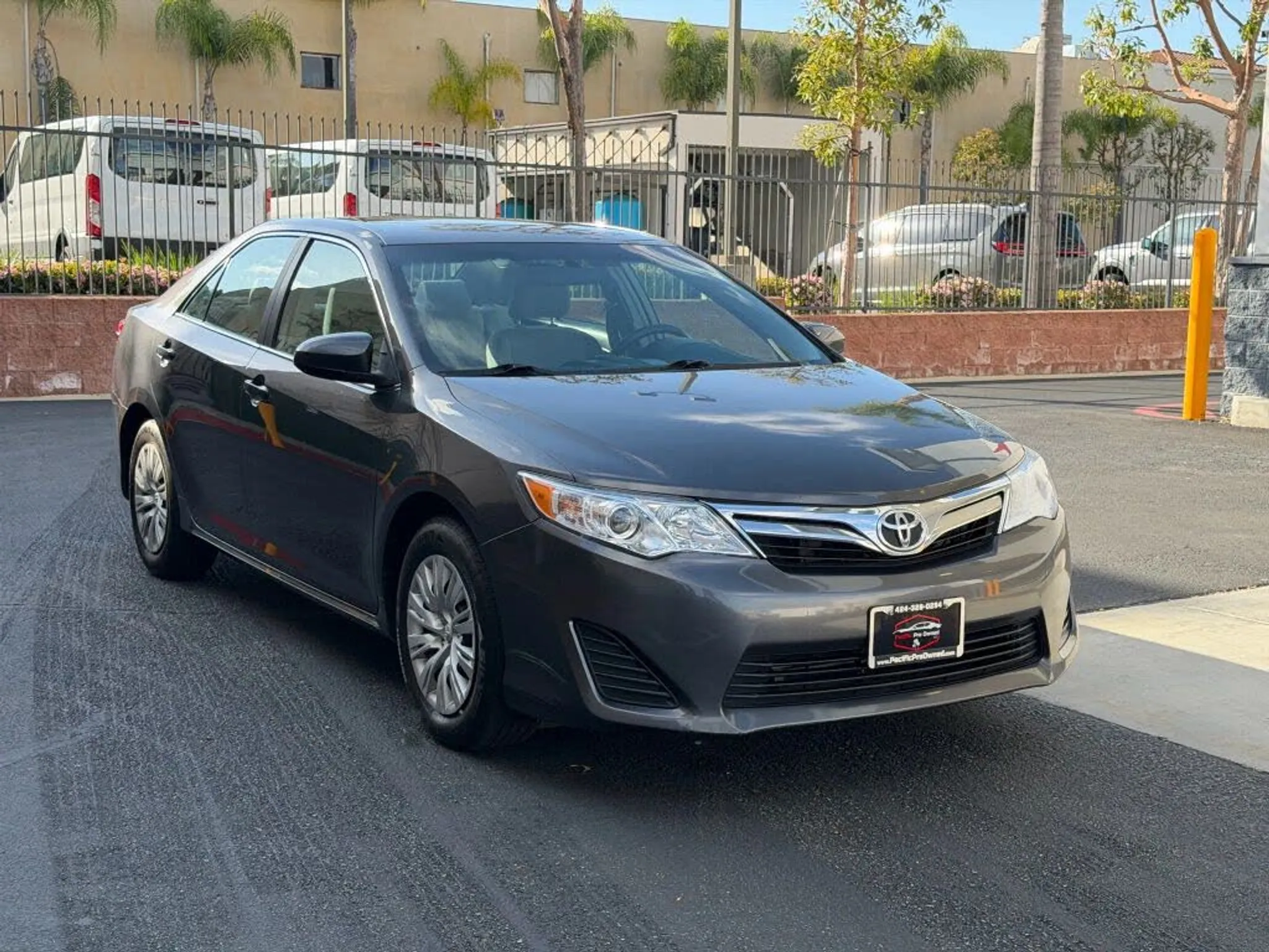2012 TOYOTA Camry LE - Photo 3