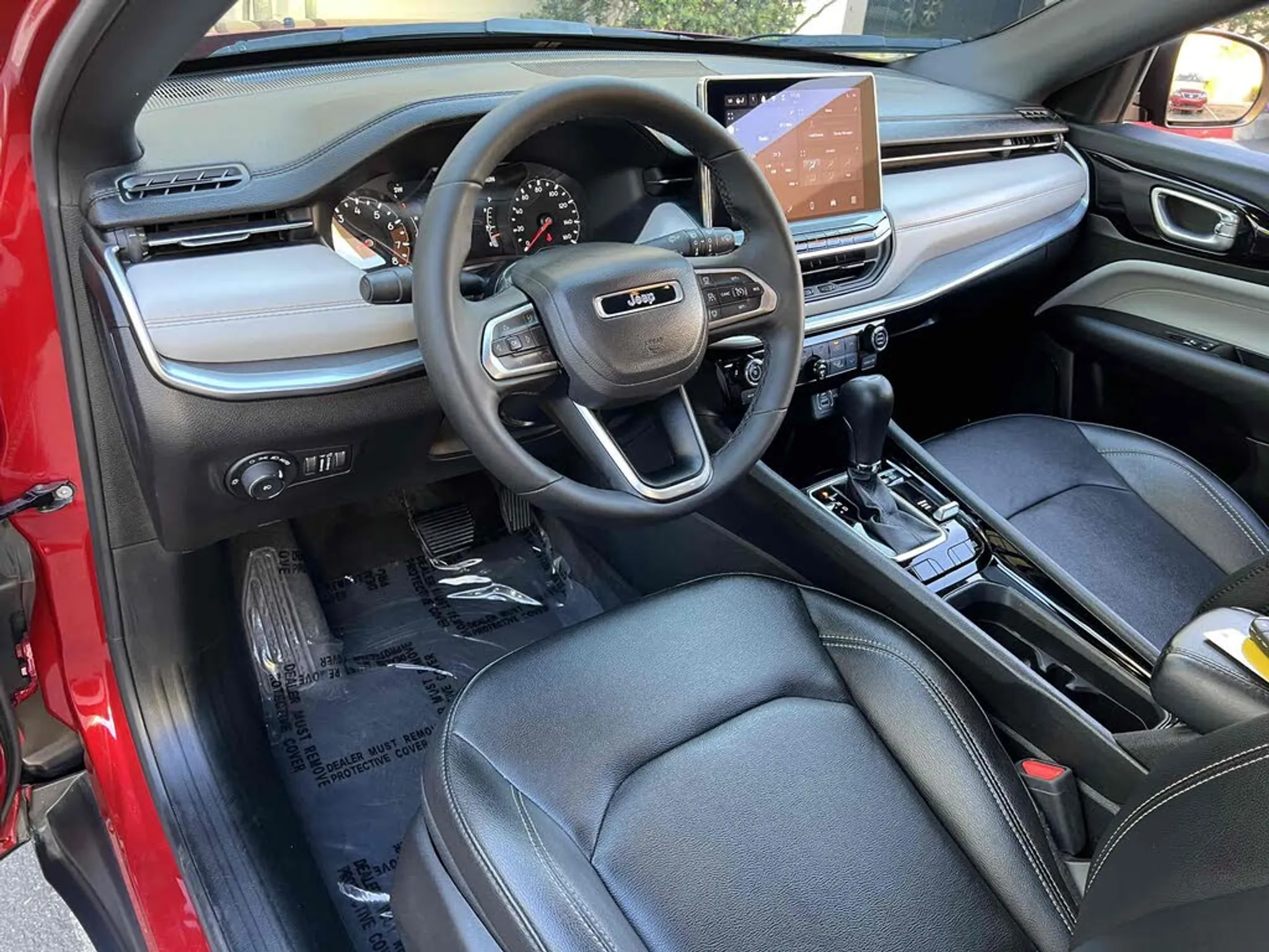 2025 JEEP Compass Limited - Photo 3