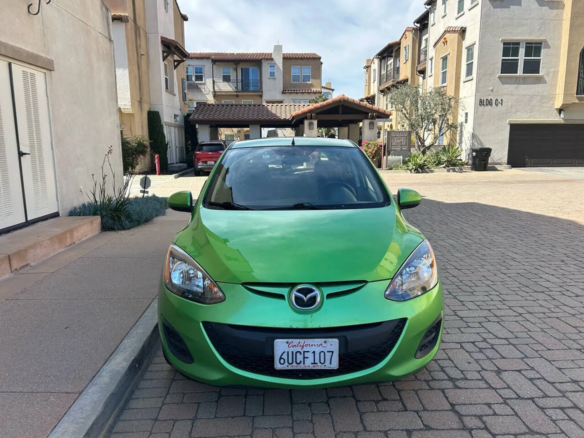 2012 MAZDA Mazda2 Sport/GX - Photo 2