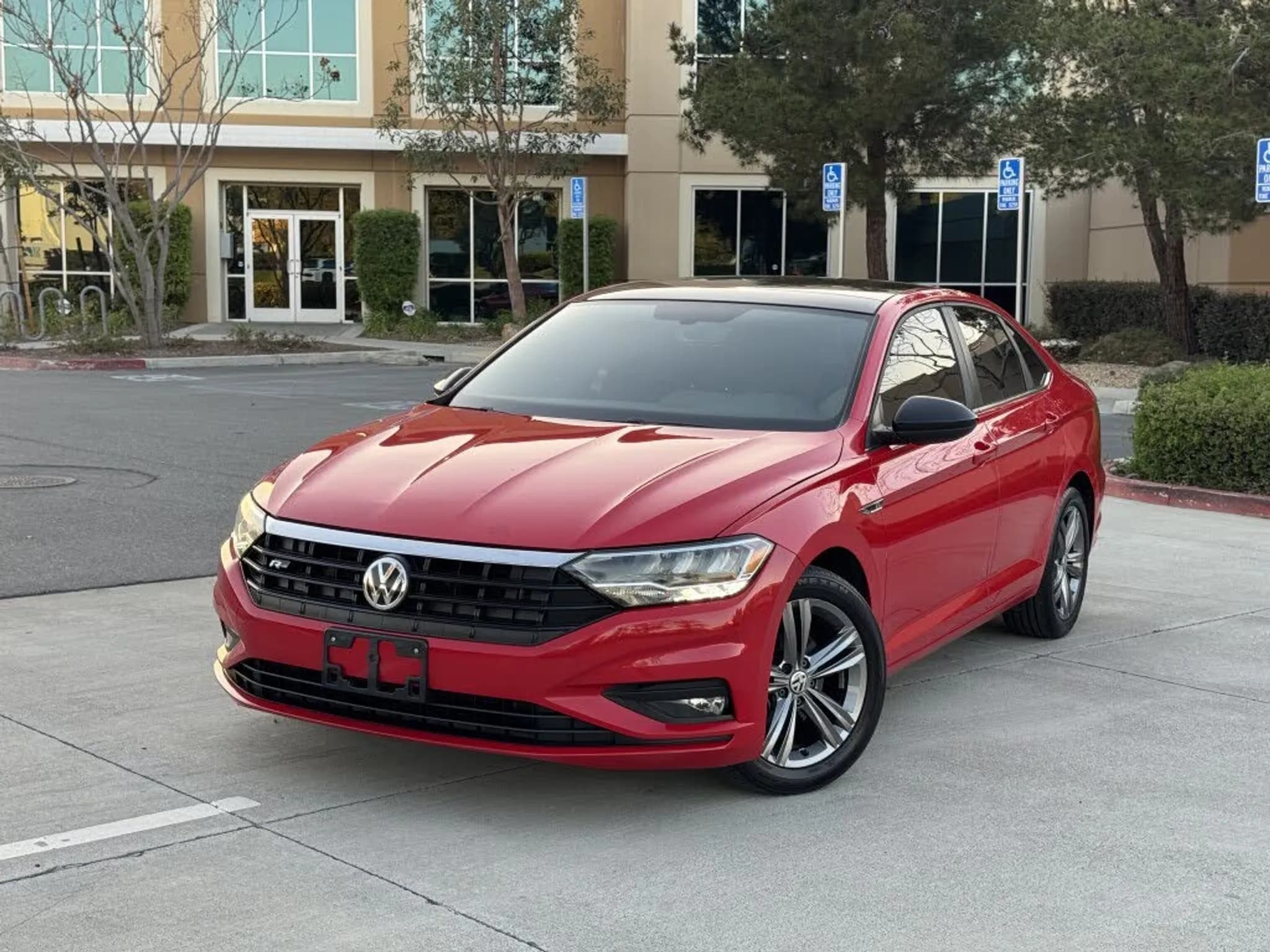 2020 VOLKSWAGEN Jetta S, SE, R-Line - Photo 1