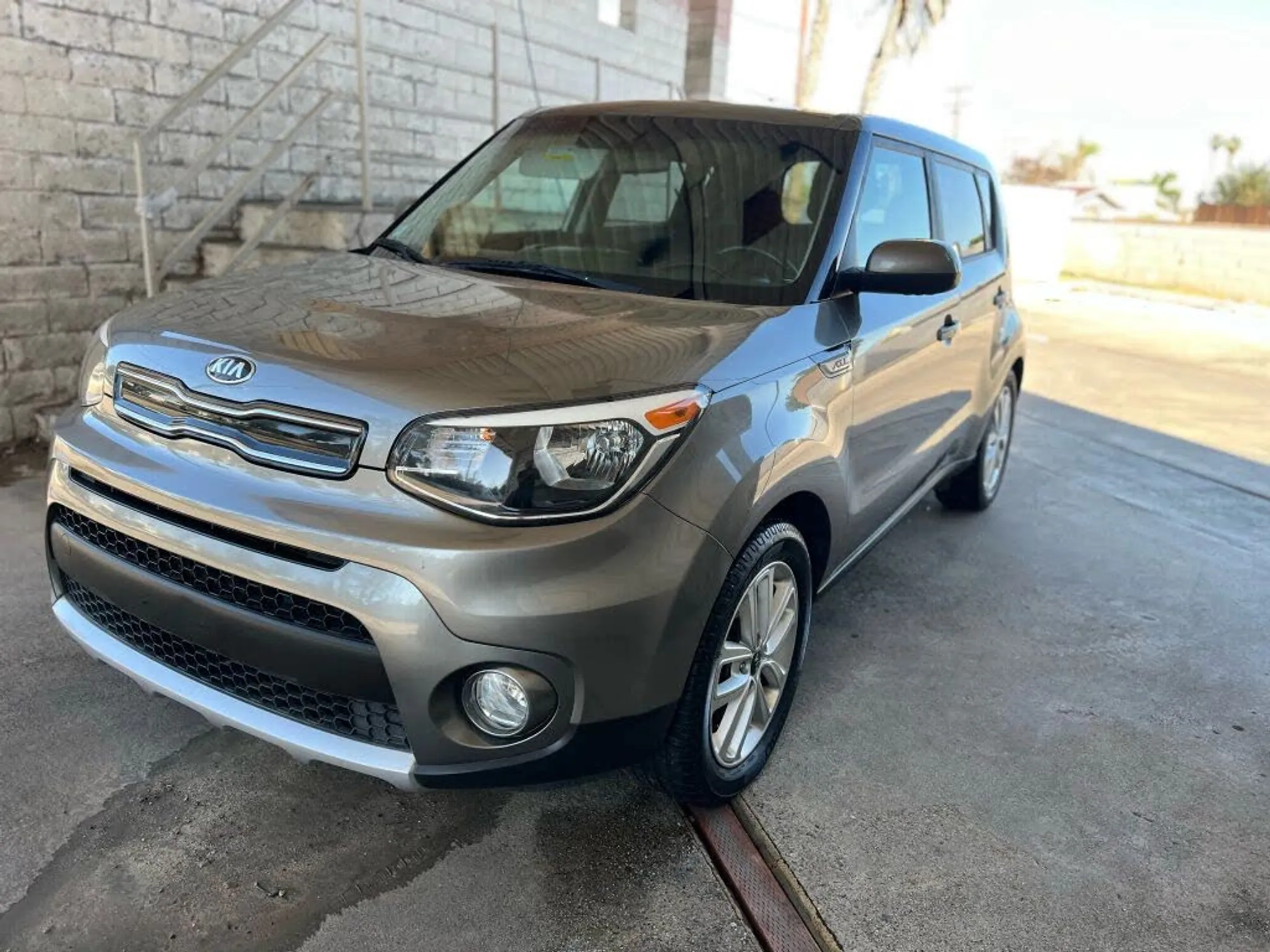 2018 KIA Soul Plus - Photo 2